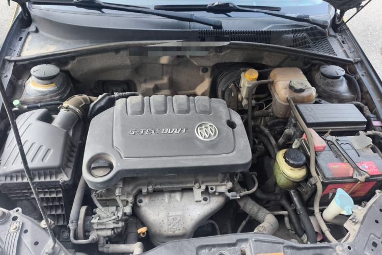 Used Buick Excelle 2013 1.5L Manual Classic Model Engine Bay