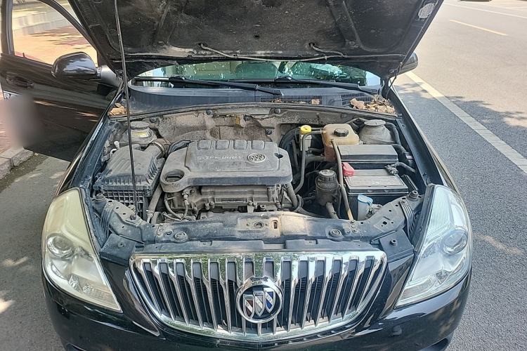 Used Buick Excelle 2013 1.5L Manual Luxury Model Engine Bay