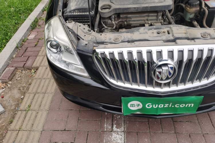 Used Buick Excelle 2013 1.5L Manual Classic Model Engine Bay Right