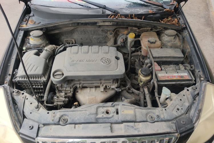 Used Buick Excelle 2013 1.5L Automatic Luxury Model Engine Bay