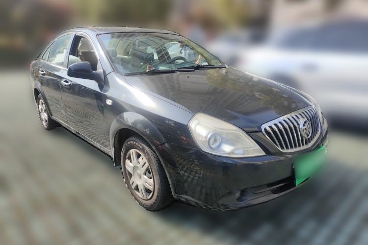 Used Buick Excelle 2013 1.5L Manual Classic Model Front Right 45 Deg