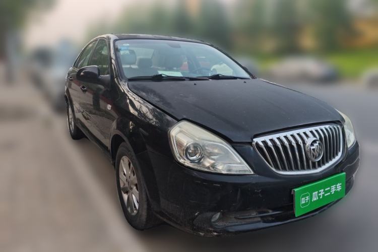 Used Buick Excelle 2013 1.5L Automatic Luxury Model Front Right 45 Deg