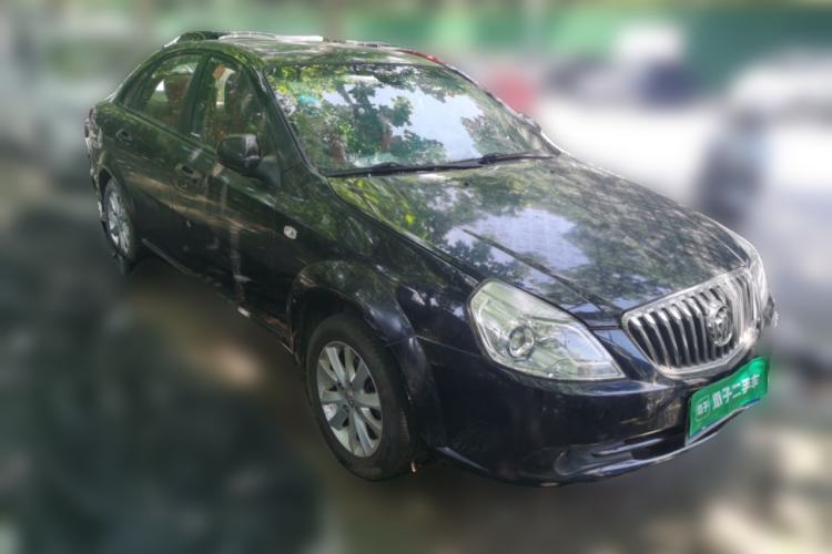 Used Buick Excelle 2013 1.5L Manual Luxury Model Front Right 45 Deg