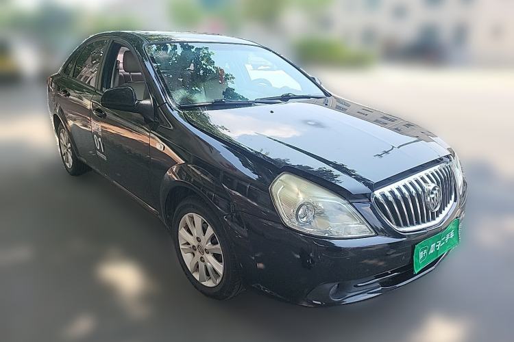 Used Buick Excelle 2013 1.5L Manual Luxury Model Front Right 45 Deg