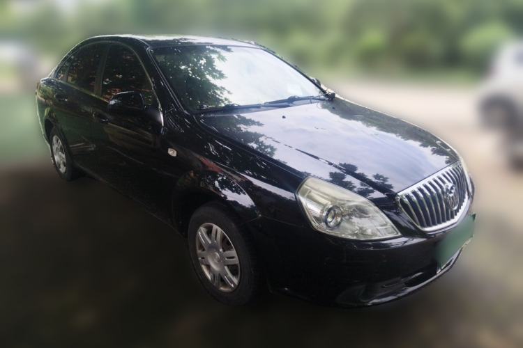 Used Buick Excelle 2013 1.5L Manual Classic Model Front Right 45 Deg