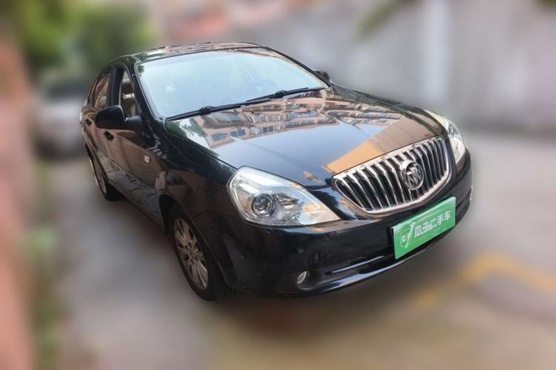 Used Buick Excelle 2013 1.5L Automatic Luxury Model Front Right 45 Deg