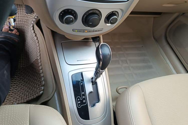 Used Buick Excelle 2013 1.5L Automatic Classic Model Gear Lever