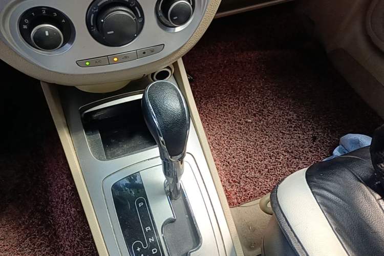 Used Buick Excelle 2013 1.5L Automatic Classic Model Gear Lever