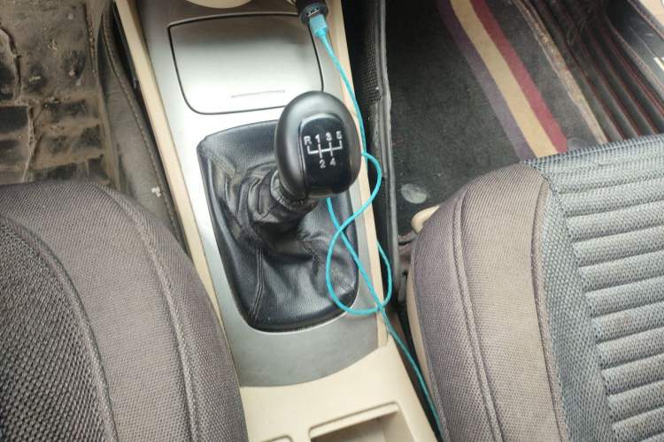 Used Buick Excelle 2013 1.5L Manual Classic Model Gear Lever
