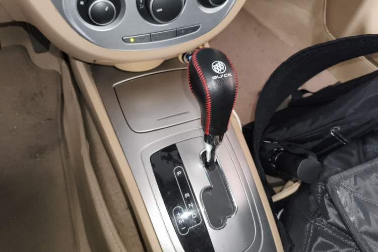 Used Buick Excelle 2013 1.5L Automatic Classic Model Gear Lever