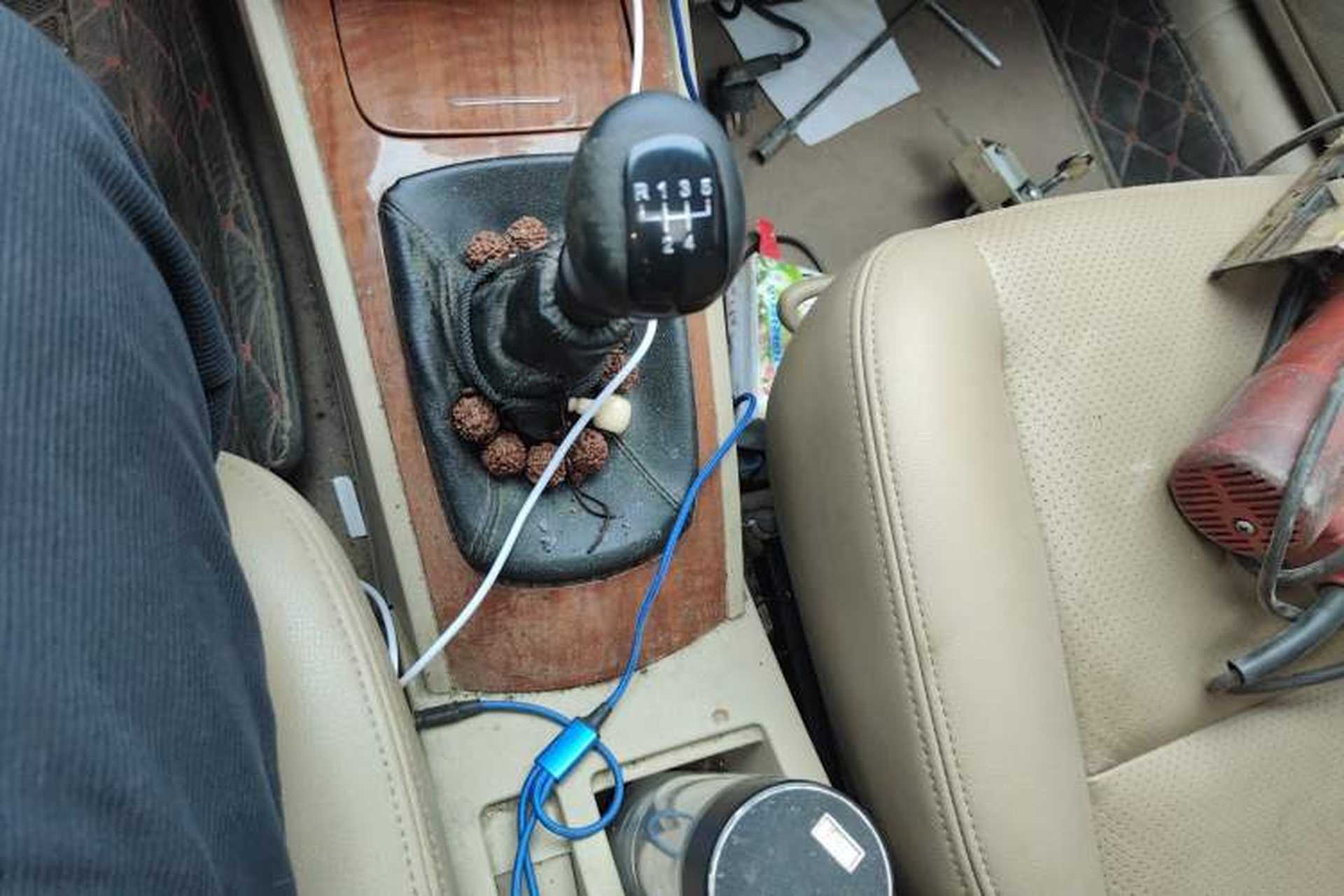 Used Buick Excelle 2013 1.5L Manual Luxury Model Gear Lever