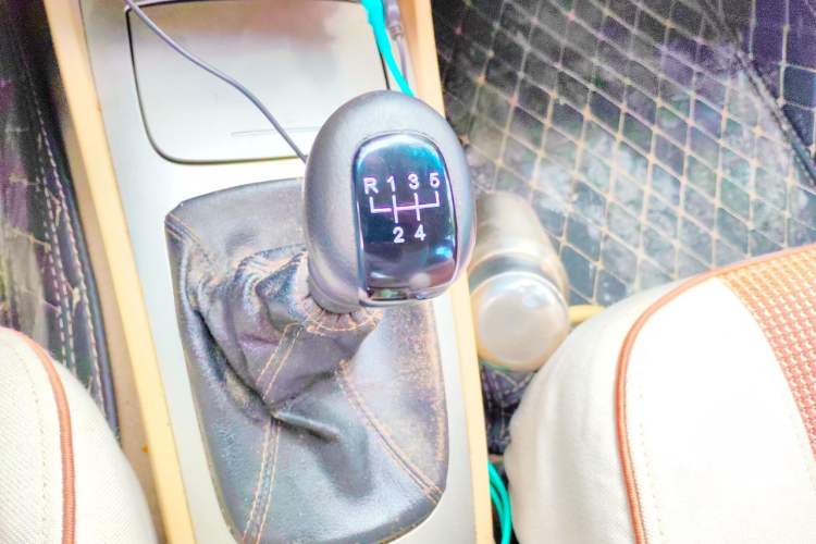 Used Buick Excelle 2013 1.5L Manual Classic Model Gear Lever