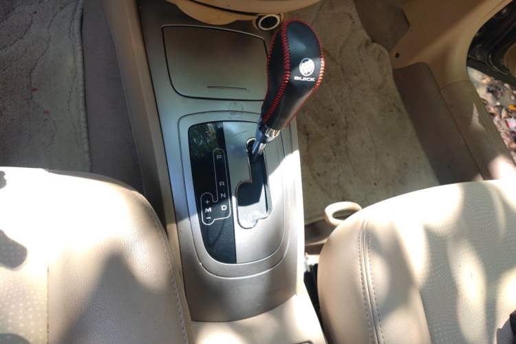 Used Buick Excelle 2013 1.5L Automatic Classic Model Gear Lever