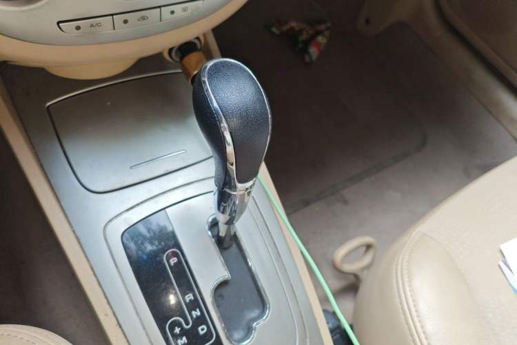 Used Buick Excelle 2013 1.5L Automatic Classic Model Gear Lever