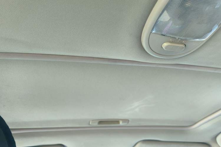 Used Buick Excelle 2013 1.5L Automatic Luxury Model Headliner