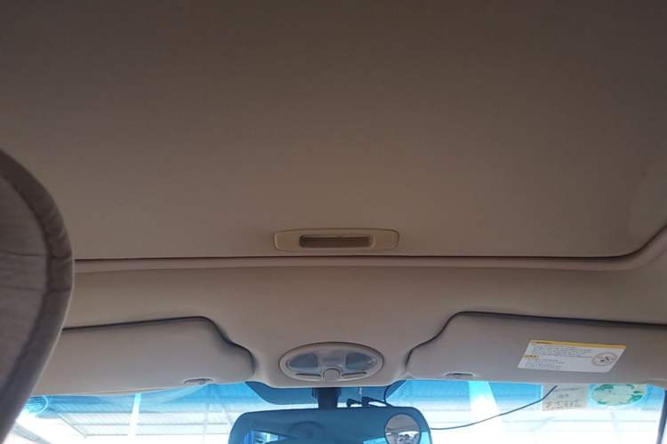 Used Buick Excelle 2013 1.5L Automatic Luxury Model Headliner