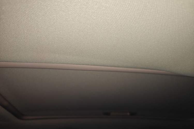 Used Buick Excelle 2013 1.5L Manual Luxury Model Headliner