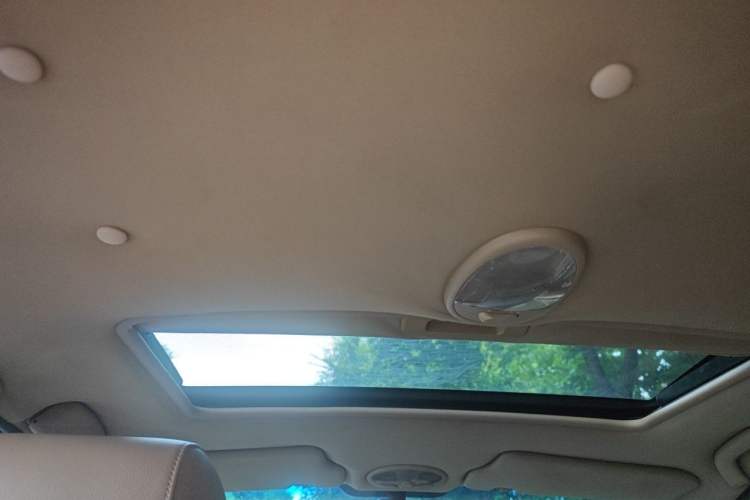 Used Buick Excelle 2013 1.5L Manual Classic Model Headliner