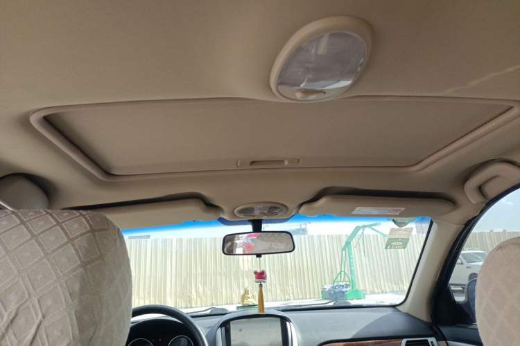 Used Buick Excelle 2013 1.5L Automatic Luxury Model Headliner