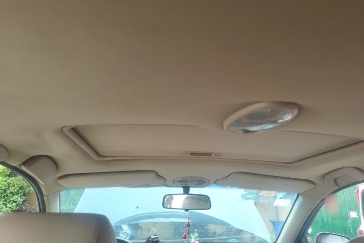 Used Buick Excelle 2013 1.5L Manual Luxury Model Headliner