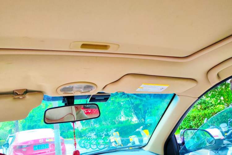 Used Buick Excelle 2013 1.5L Manual Classic Model Headliner