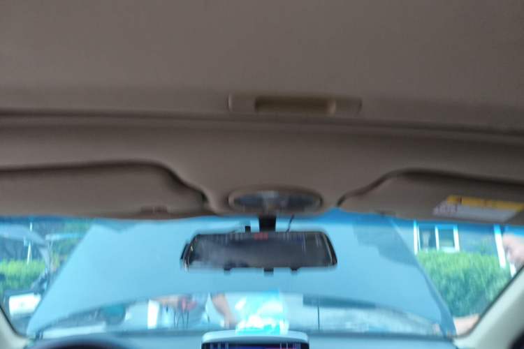 Used Buick Excelle 2013 1.5L Manual Classic Model Headliner