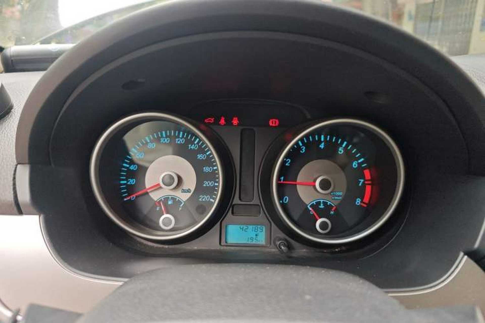 Used Buick Excelle 2013 1.5L Manual Classic Model Instrument Cluster