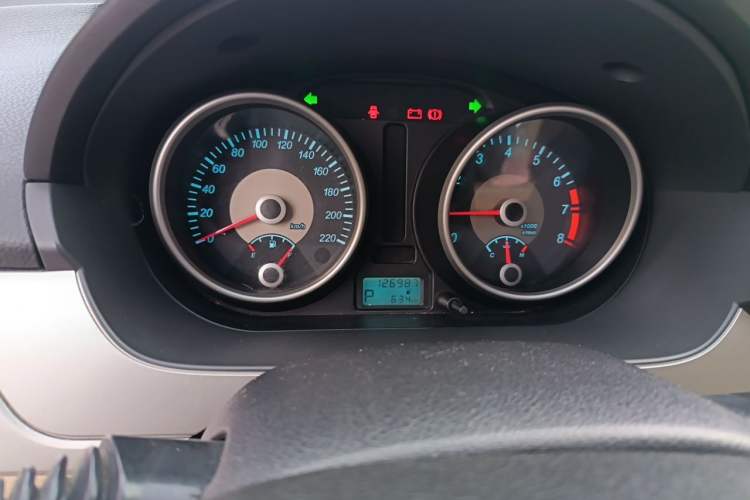 Used Buick Excelle 2013 1.5L Automatic Classic Model Instrument Cluster