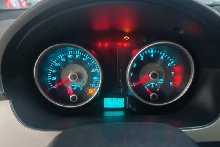 Used Buick Excelle 2013 1.5L Manual Classic Model Instrument Cluster