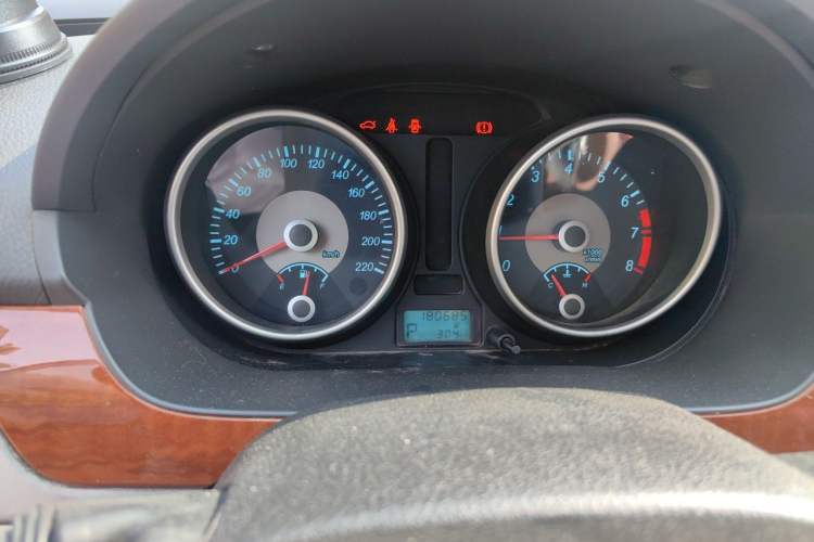 Used Buick Excelle 2013 1.5L Automatic Luxury Model Instrument Cluster