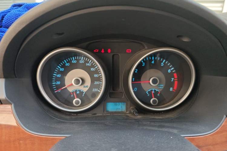 Used Buick Excelle 2013 1.5L Manual Luxury Model Instrument Cluster