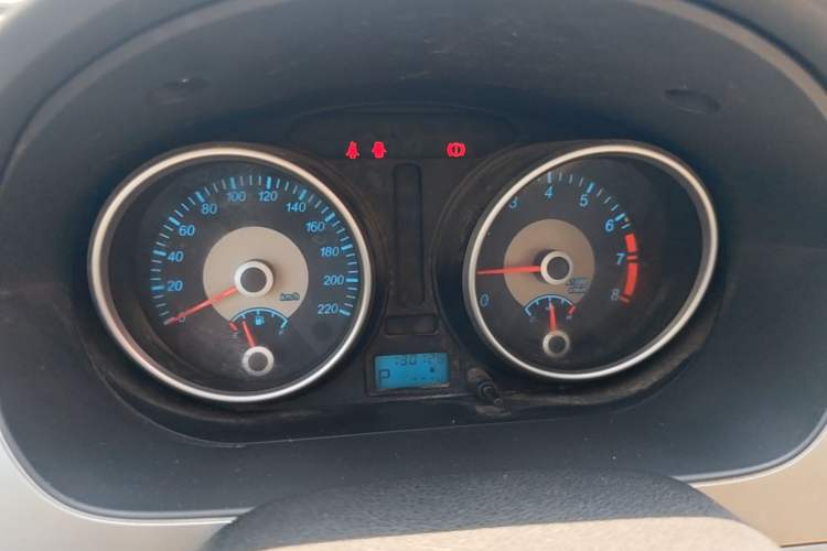 Used Buick Excelle 2013 1.5L Automatic Classic Model Instrument Cluster