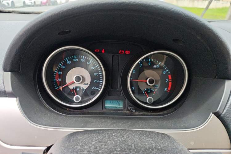 Used Buick Excelle 2013 1.5L Manual Classic Model Instrument Cluster