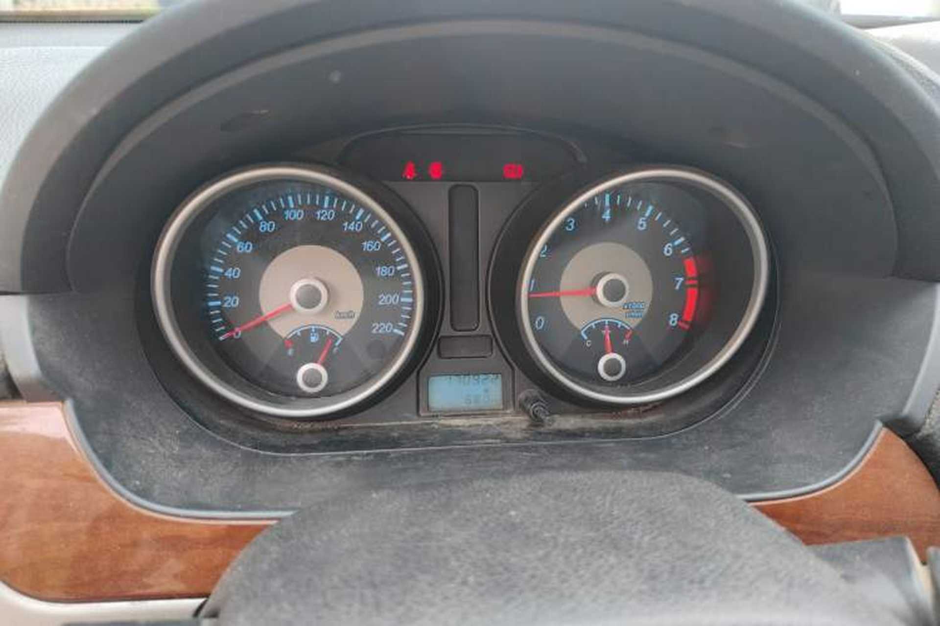 Used Buick Excelle 2013 1.5L Manual Luxury Model Instrument Cluster