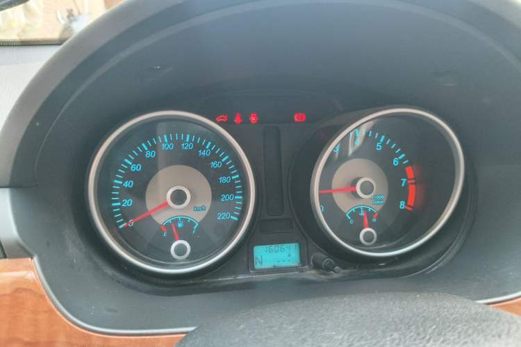 Used Buick Excelle 2013 1.5L Automatic Luxury Model Instrument Cluster
