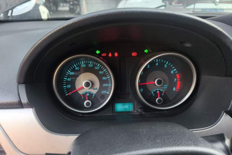 Used Buick Excelle 2013 1.5L Manual Classic Model Instrument Cluster