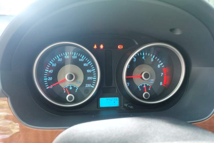 Used Buick Excelle 2013 1.5L Manual Luxury Model Instrument Cluster