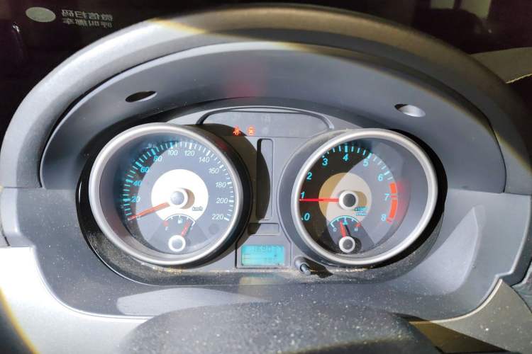 Used Buick Excelle 2013 1.5L Automatic Classic Model Instrument Cluster
