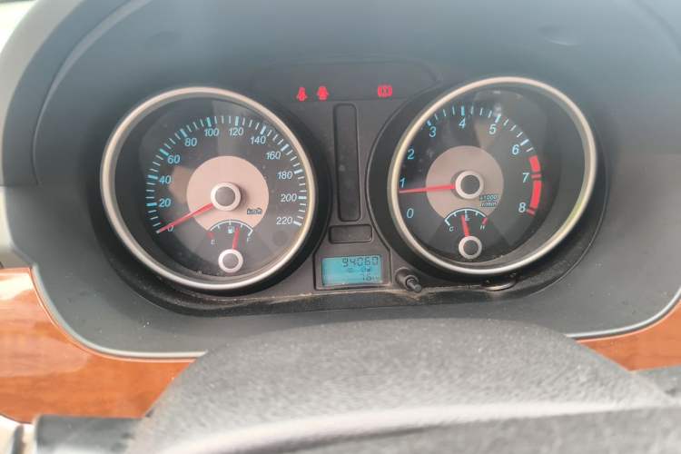 Used Buick Excelle 2013 1.5L Manual Luxury Model Instrument Cluster