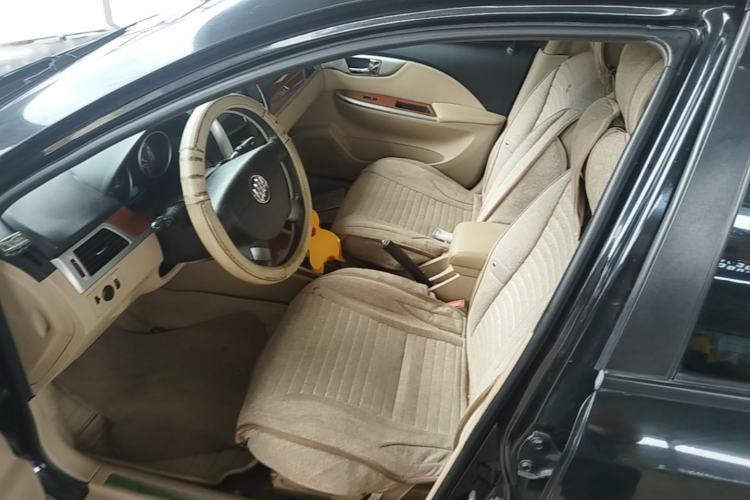 Used Buick Excelle 2013 1.5L Automatic Luxury Model Left Front Seat