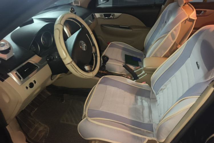 Used Buick Excelle 2013 1.5L Manual Classic Model Left Front Seat