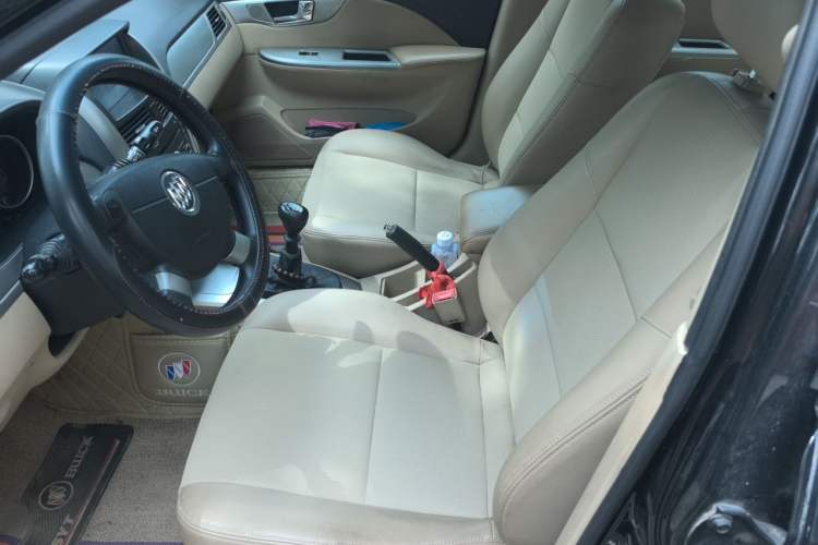Used Buick Excelle 2013 1.5L Manual Classic Model Left Front Seat