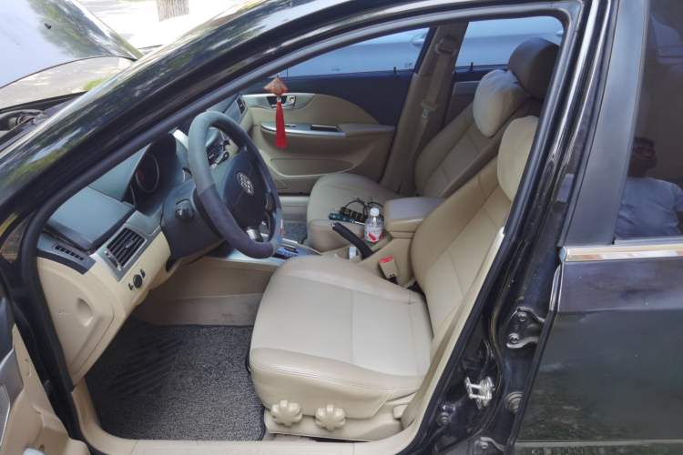 Used Buick Excelle 2013 1.5L Automatic Classic Model Left Front Seat