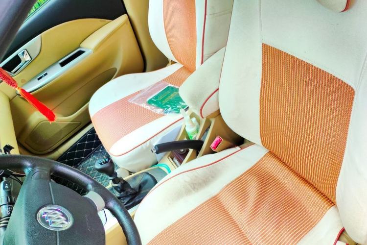 Used Buick Excelle 2013 1.5L Manual Classic Model Left Front Seat