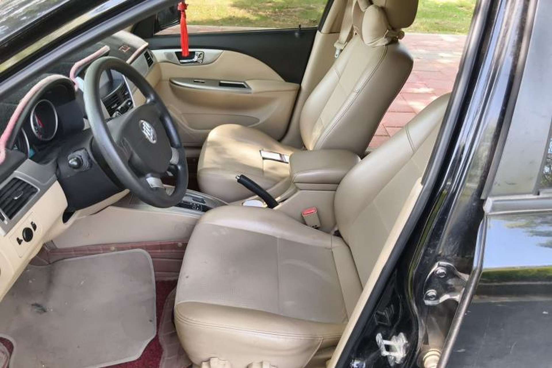 Used Buick Excelle 2013 1.5L Automatic Classic Model Left Front Seat