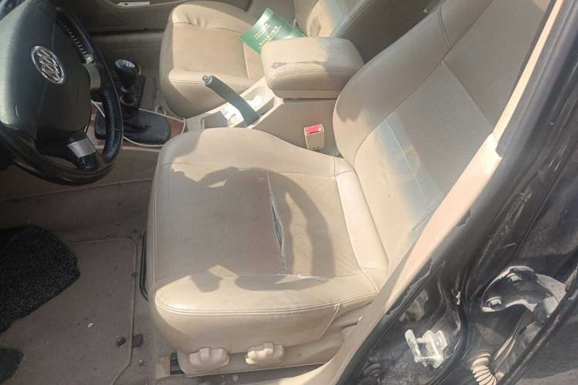 Used Buick Excelle 2013 1.5L Manual Luxury Model Left Front Seat