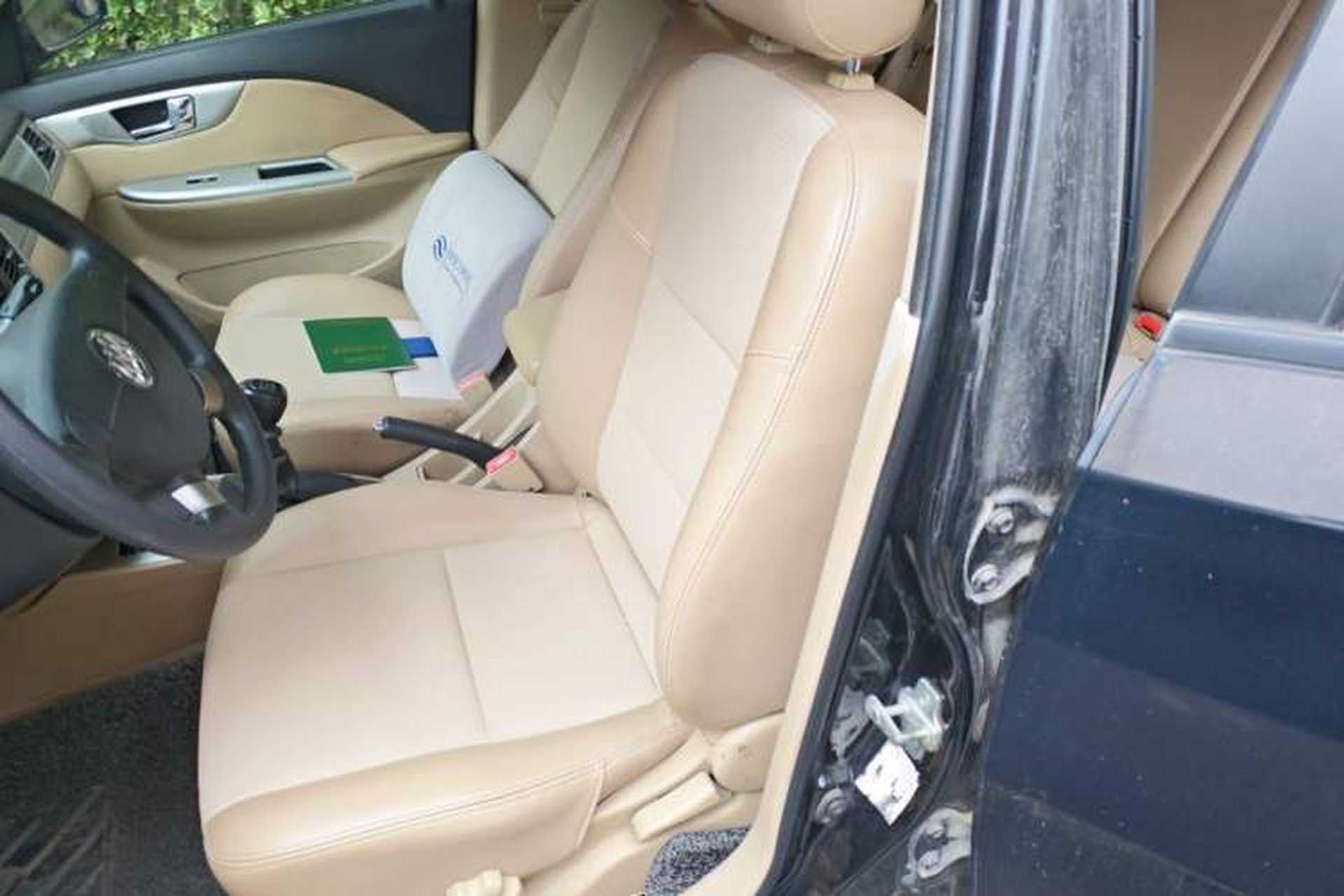 Used Buick Excelle 2013 1.5L Manual Classic Model Left Front Seat