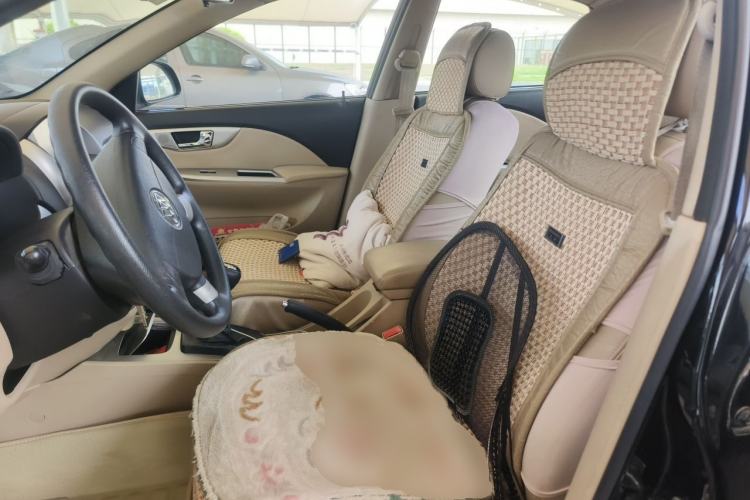 Used Buick Excelle 2013 1.5L Manual Classic Model Left Front Seat