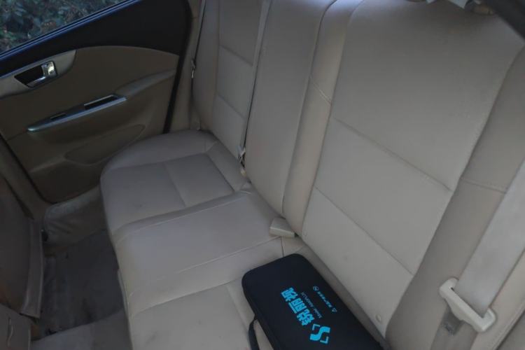 Used Buick Excelle 2013 1.5L Manual Classic Model Left Rear Seat