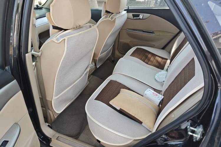 Used Buick Excelle 2013 1.5L Automatic Classic Model Left Rear Seat